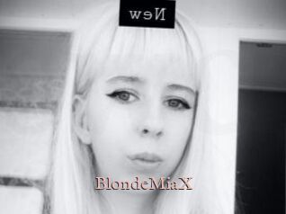 BlondeMiaX