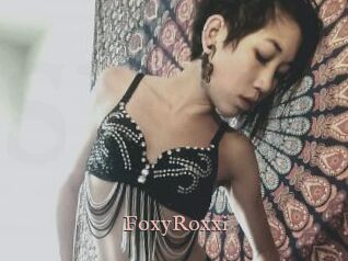 FoxyRoxxi