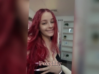 Foxylilly
