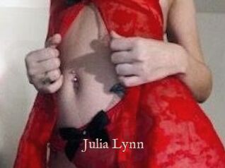 Julia_Lynn