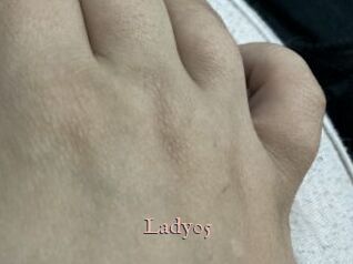 Lady05
