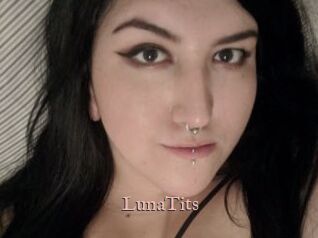 LunaTits