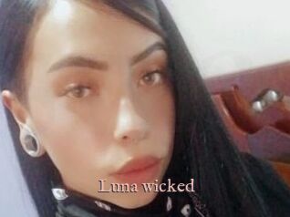 Luna_wicked