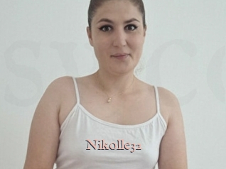 Nikolle32