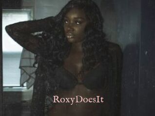 RoxyDoesIt