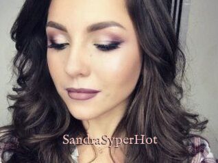 SandraSyperHot