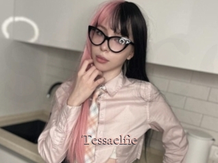 Tessaelfie